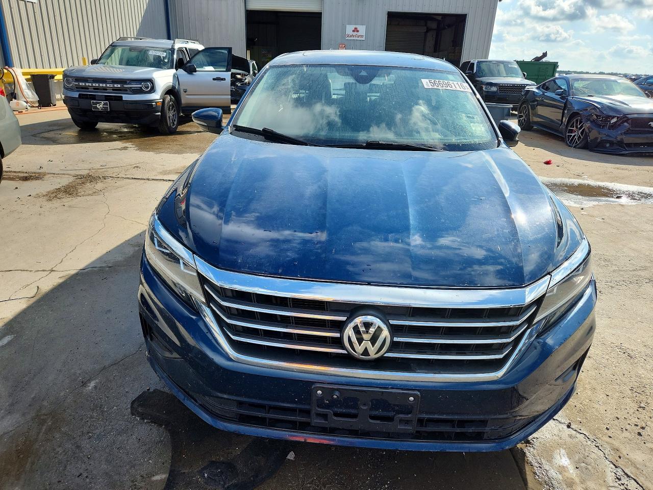 2021 VOLKSWAGEN PASSAT