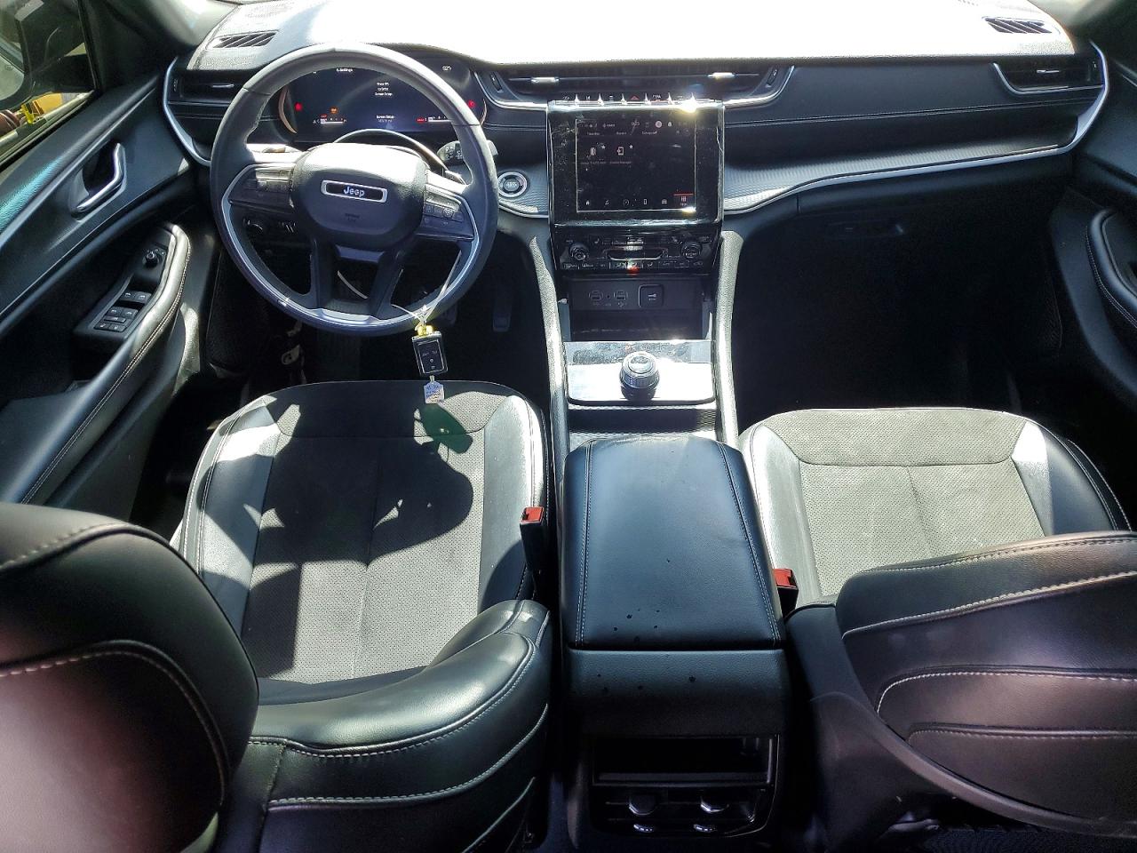 2024 JEEP CHEROKEE