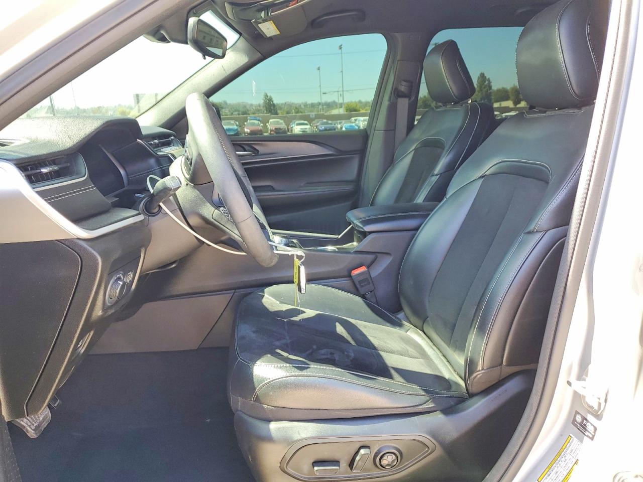 2024 JEEP CHEROKEE