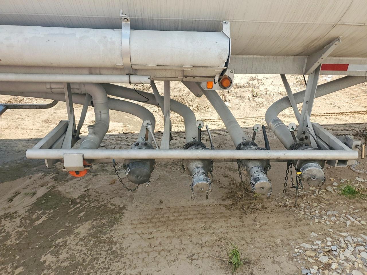 1989 HEIL TANK TRAIL