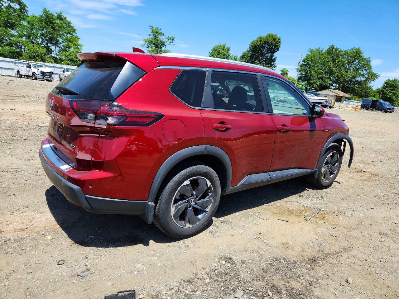 2024 NISSAN ROGUE