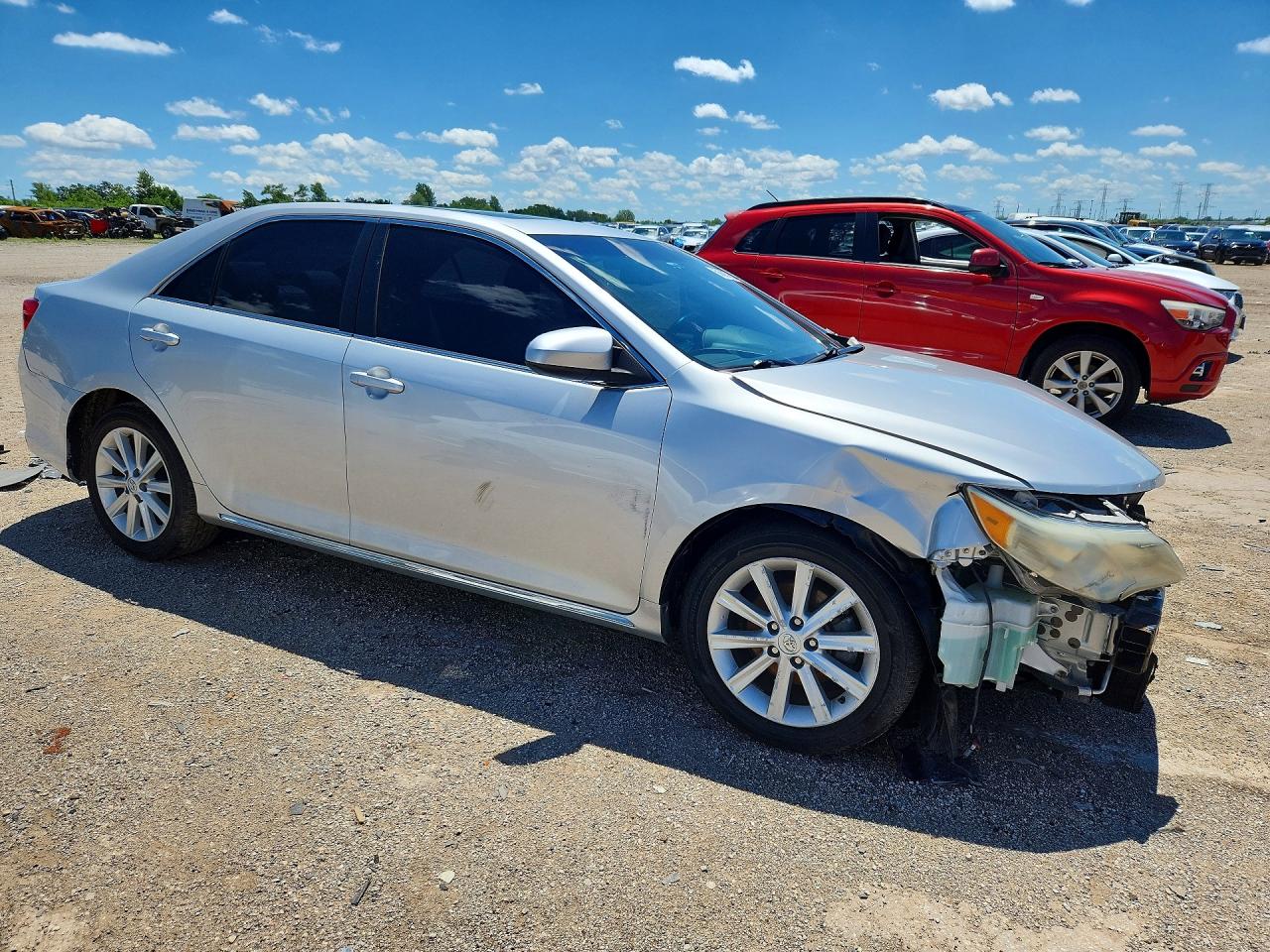 2014 TOYOTA CAMRY