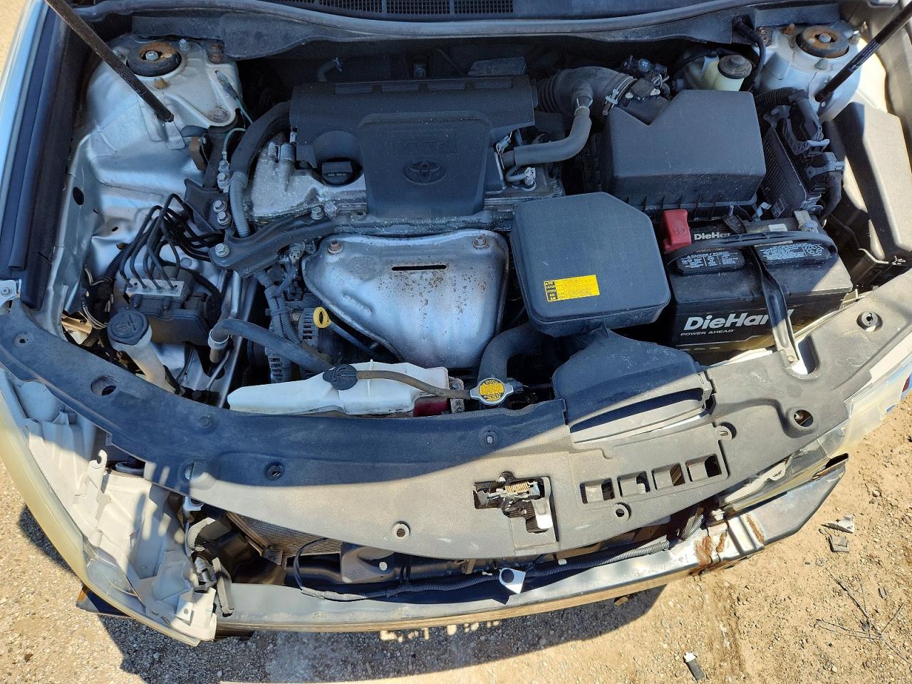 2014 TOYOTA CAMRY