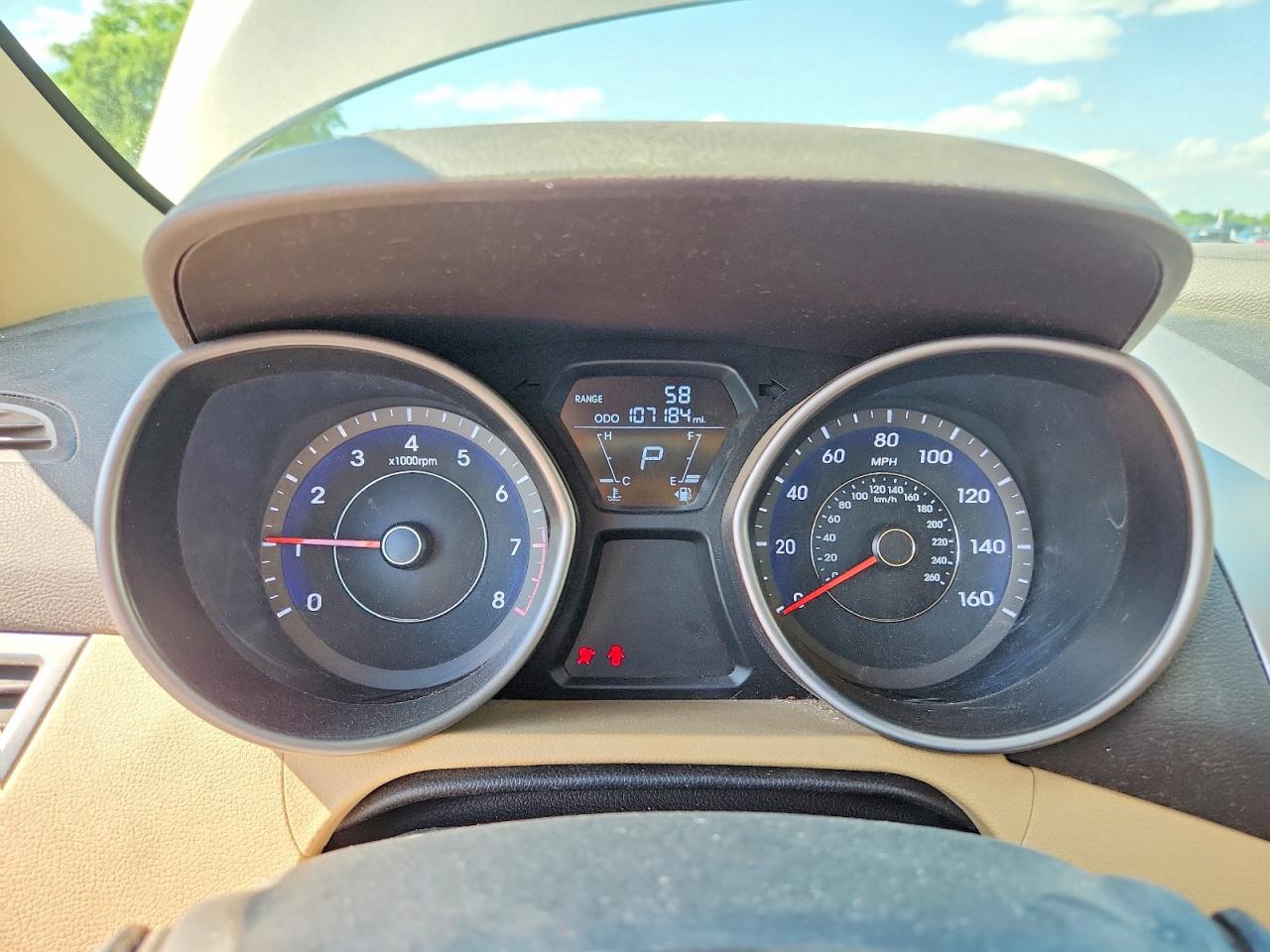 2013 HYUNDAI ELANTRA