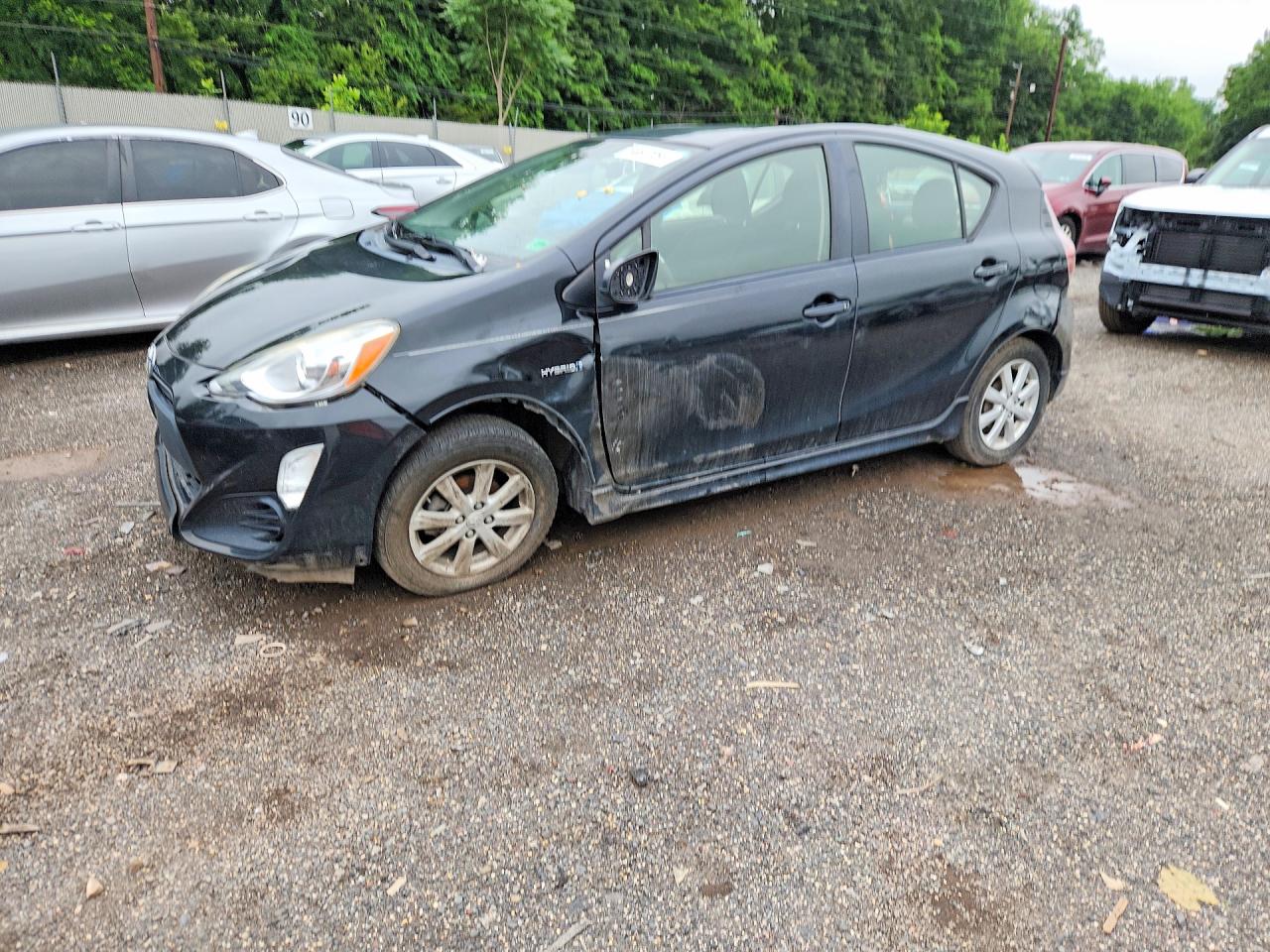 2017 TOYOTA PRIUS