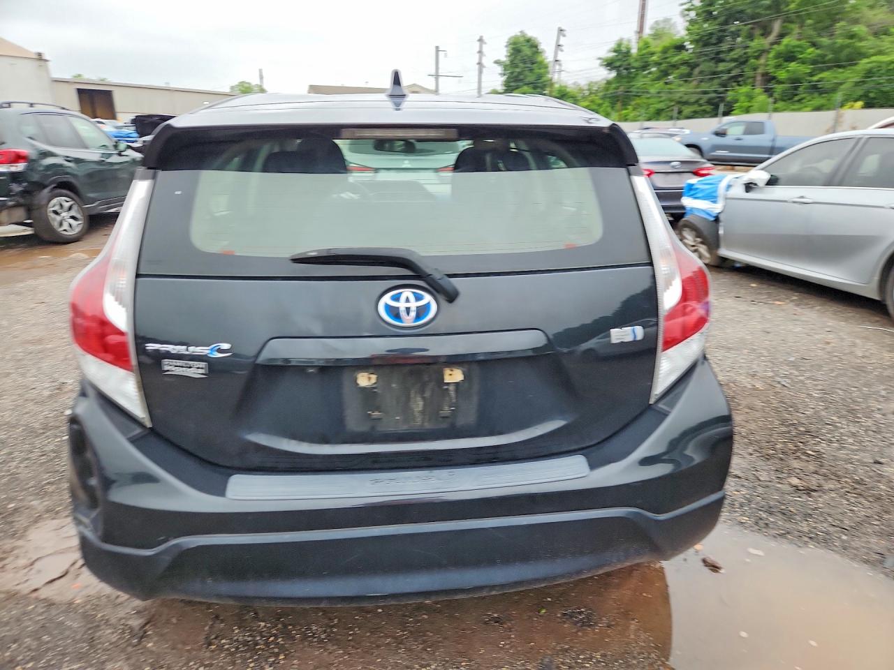 2017 TOYOTA PRIUS