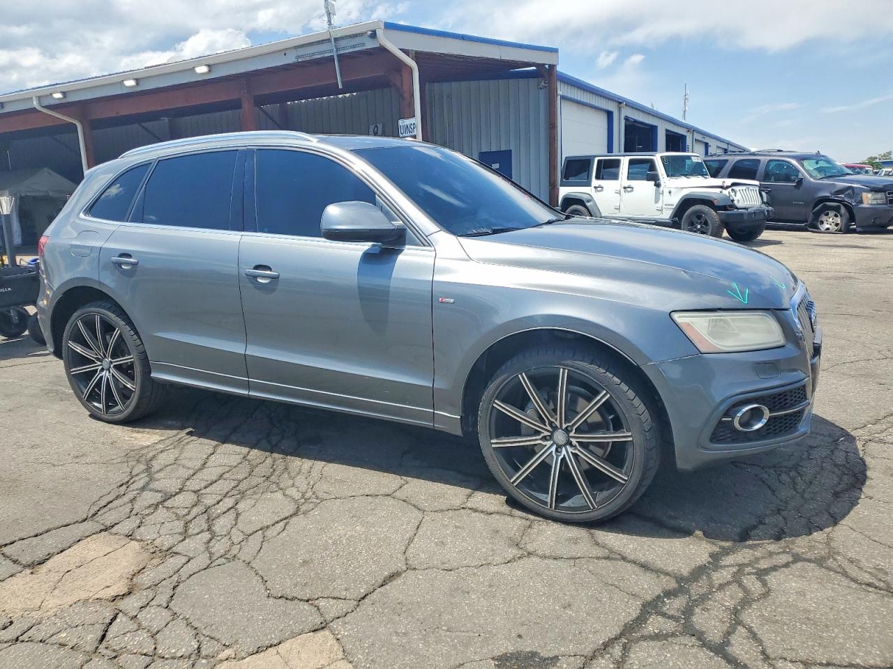 2013 AUDI Q5