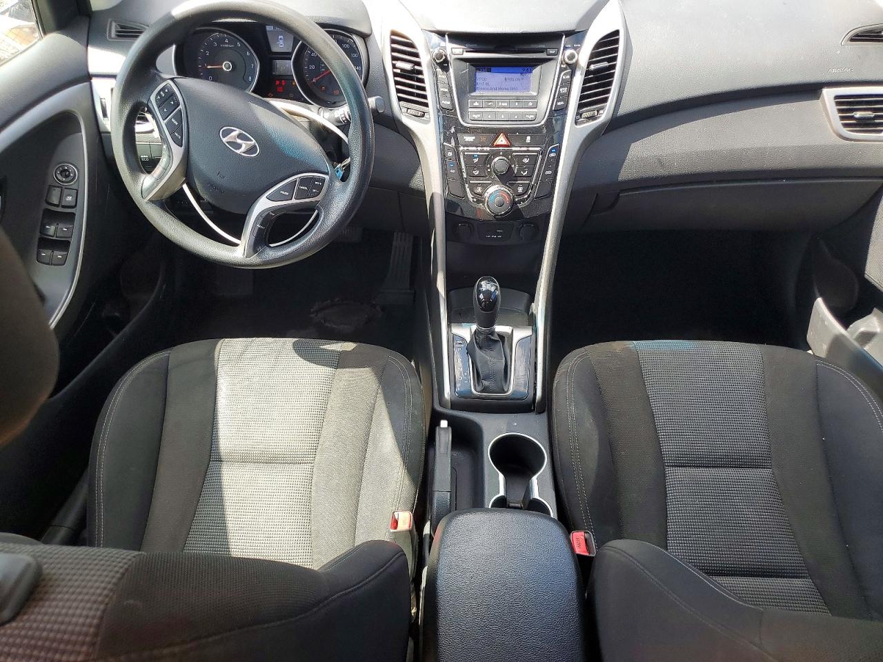 2017 HYUNDAI ELANTRA
