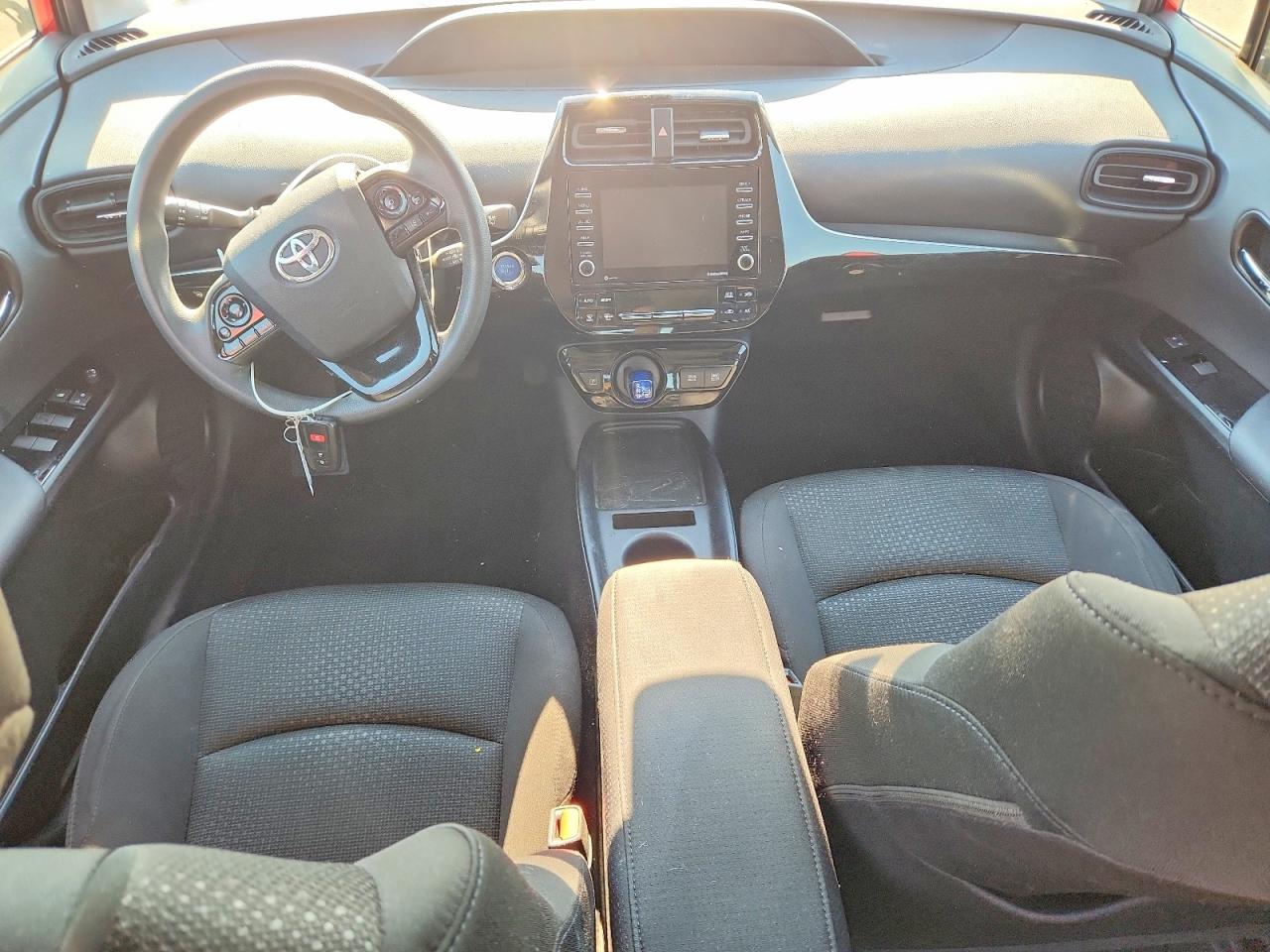 2022 TOYOTA PRIUS