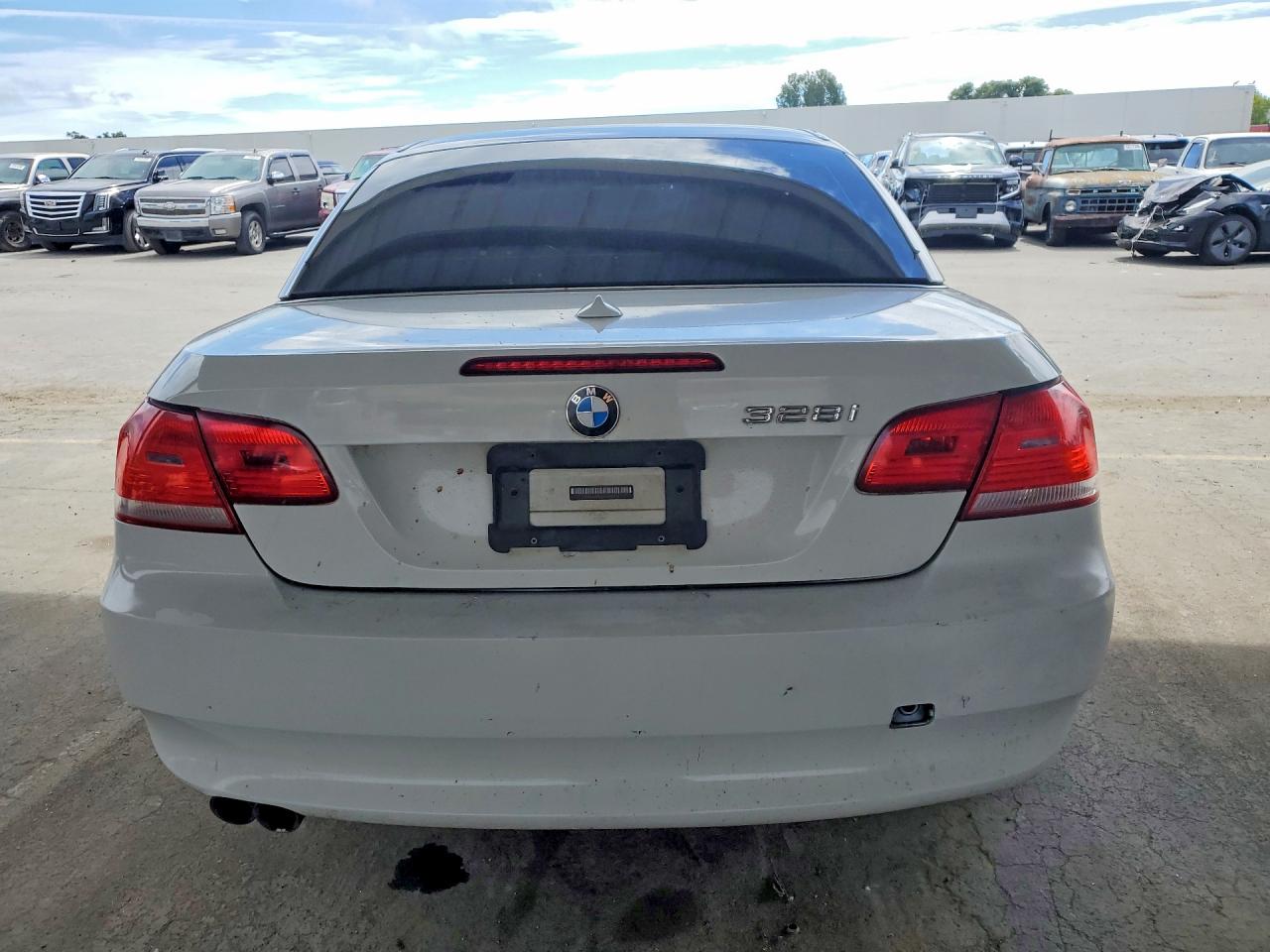 2010 BMW 3 SERIES