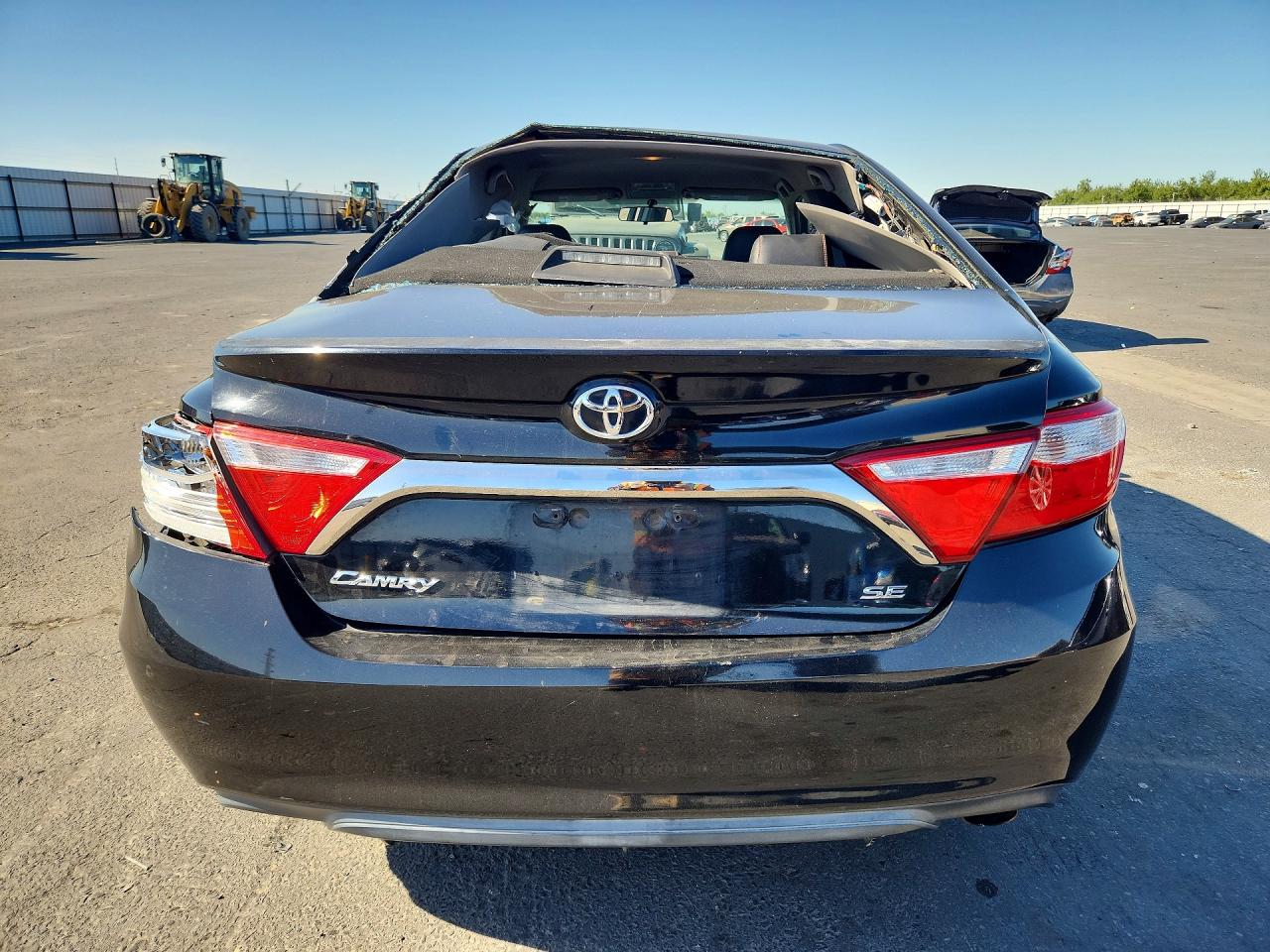 2016 TOYOTA CAMRY