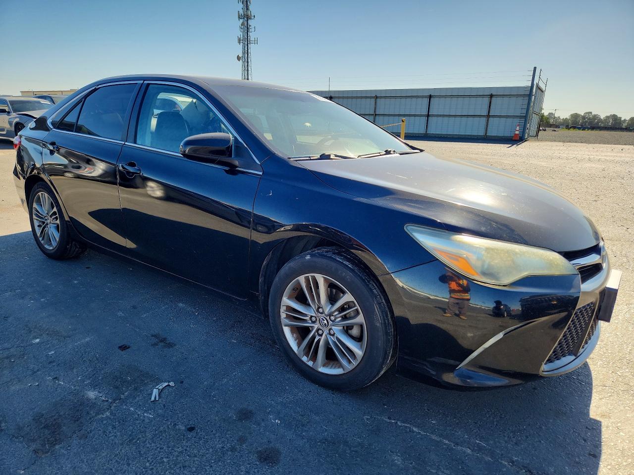 2016 TOYOTA CAMRY