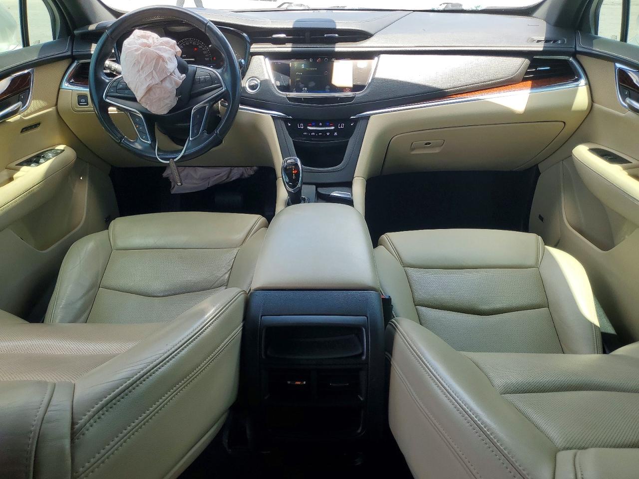 2018 CADILLAC XT5