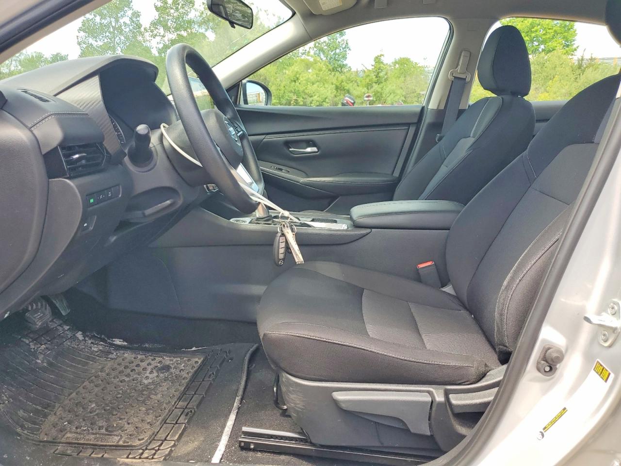 2023 NISSAN SENTRA