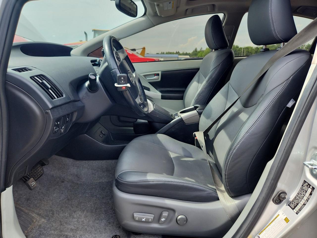 2014 TOYOTA PRIUS
