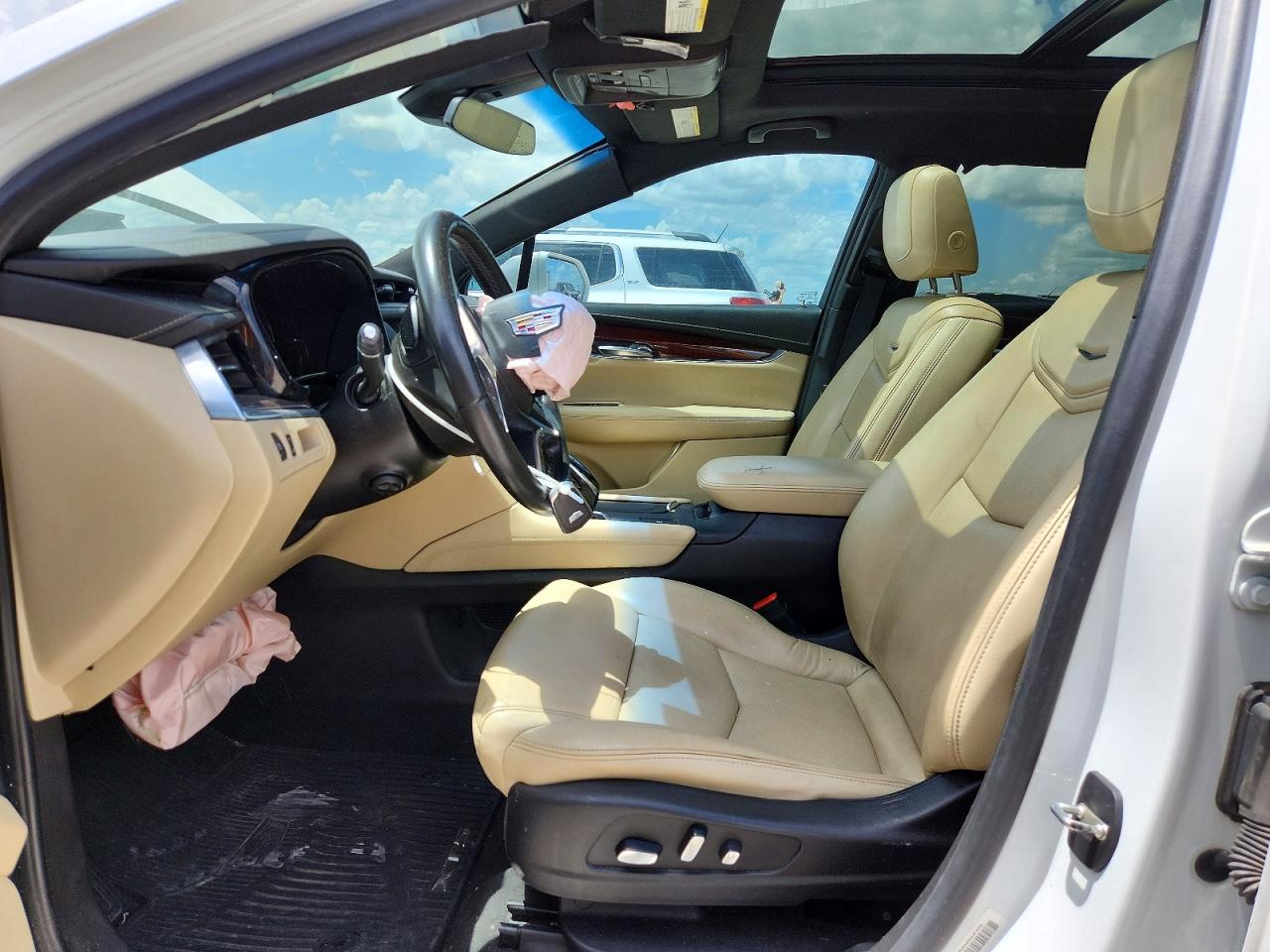 2019 CADILLAC XT5