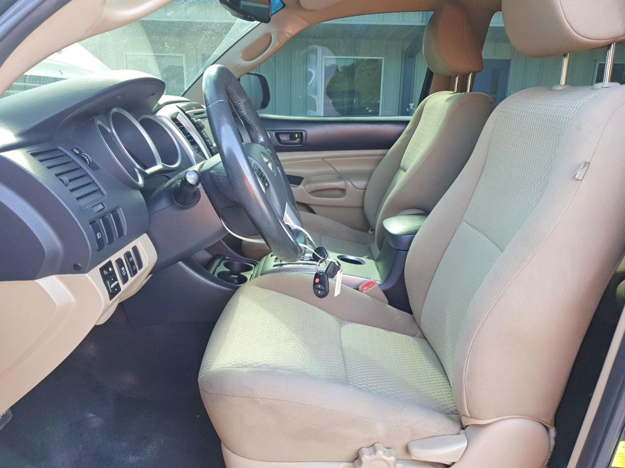 2013 TOYOTA TACOMA