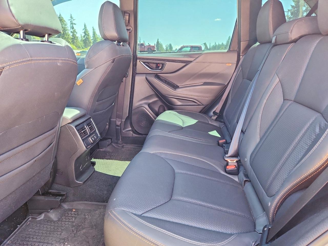 2023 SUBARU FORESTER