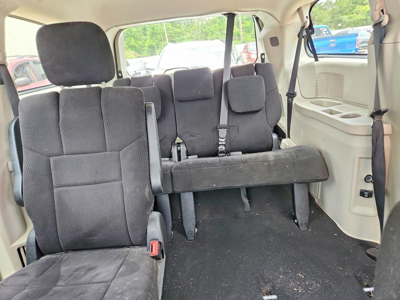 2011 CHRYSLER MINIVAN