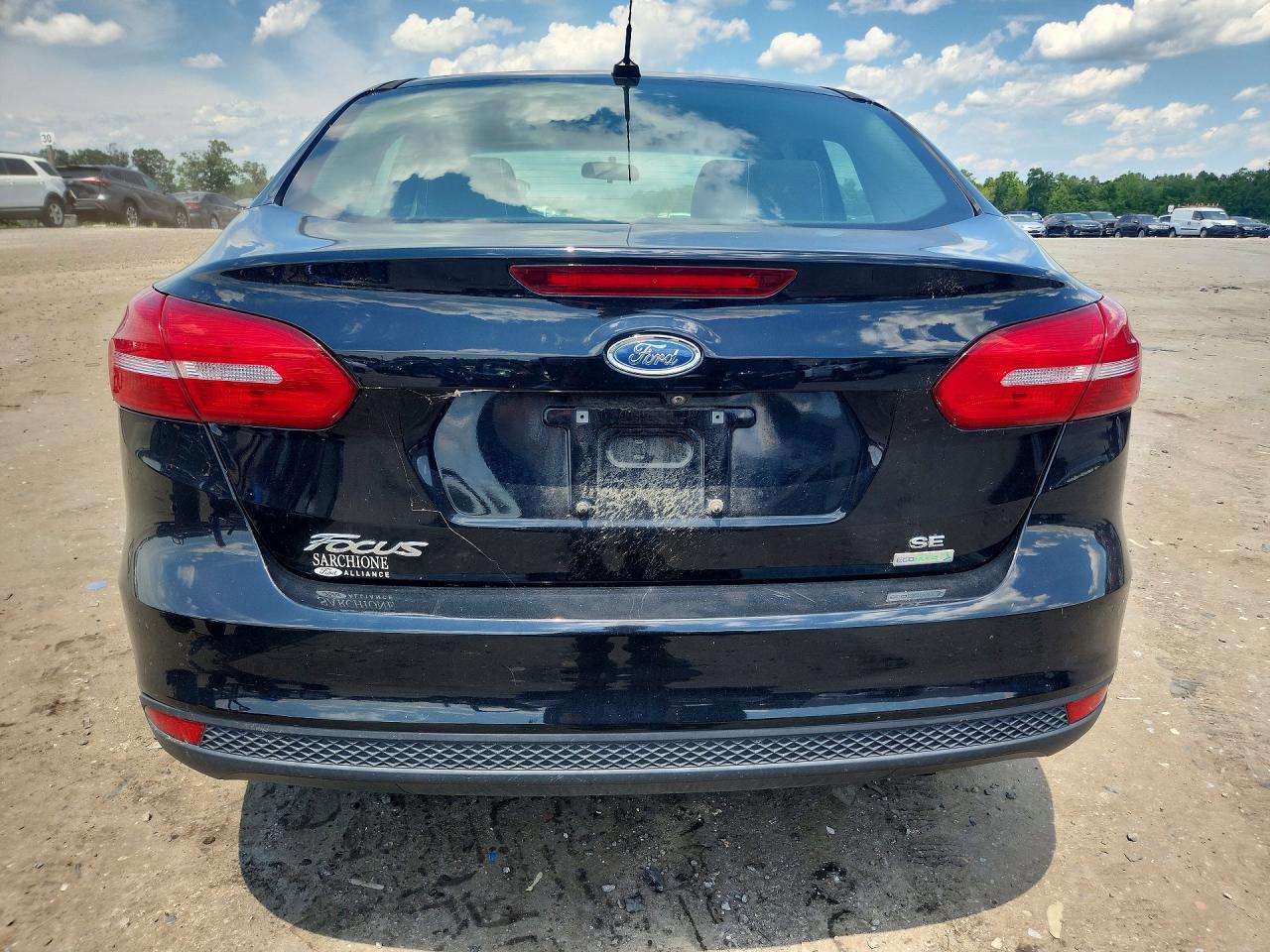2017 FORD FOCUS