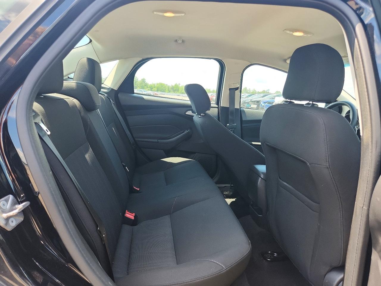 2017 FORD FOCUS