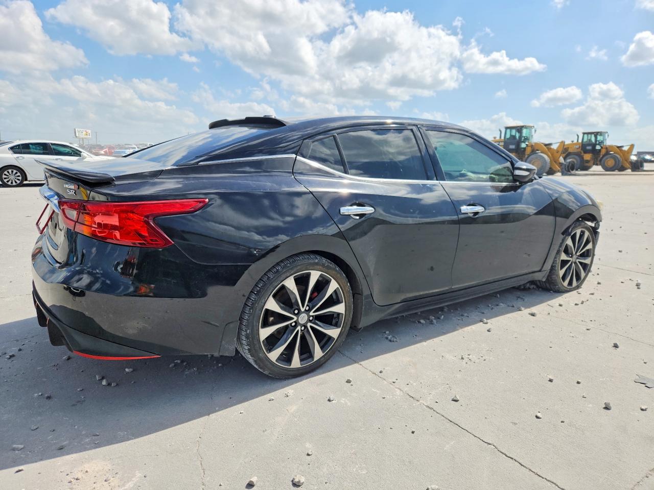 2016 NISSAN MAXIMA
