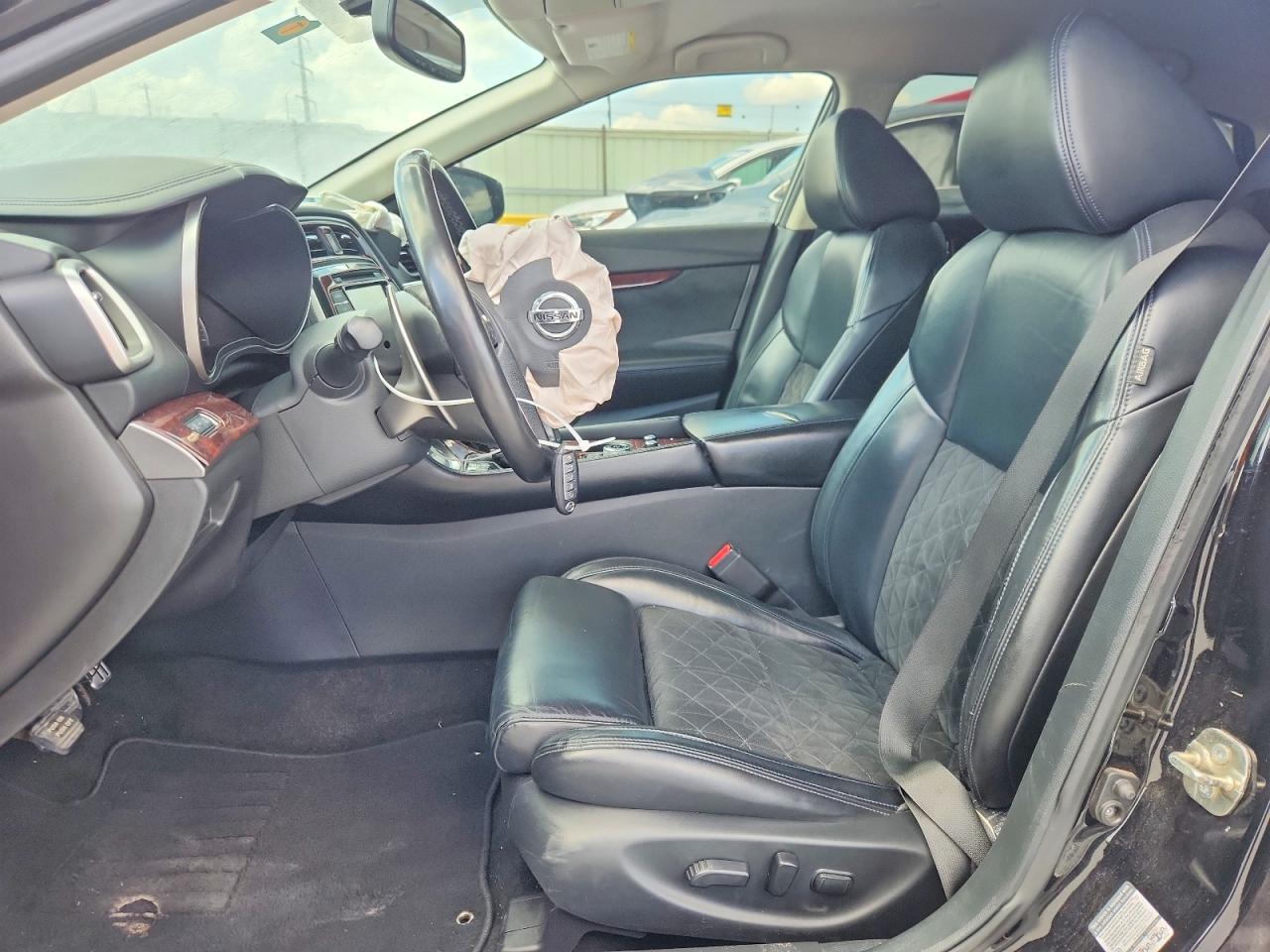 2016 NISSAN MAXIMA