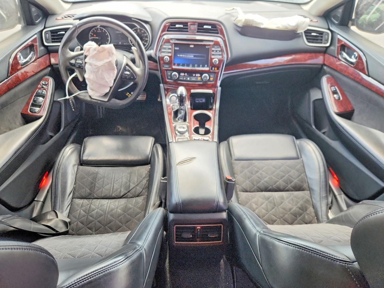 2016 NISSAN MAXIMA