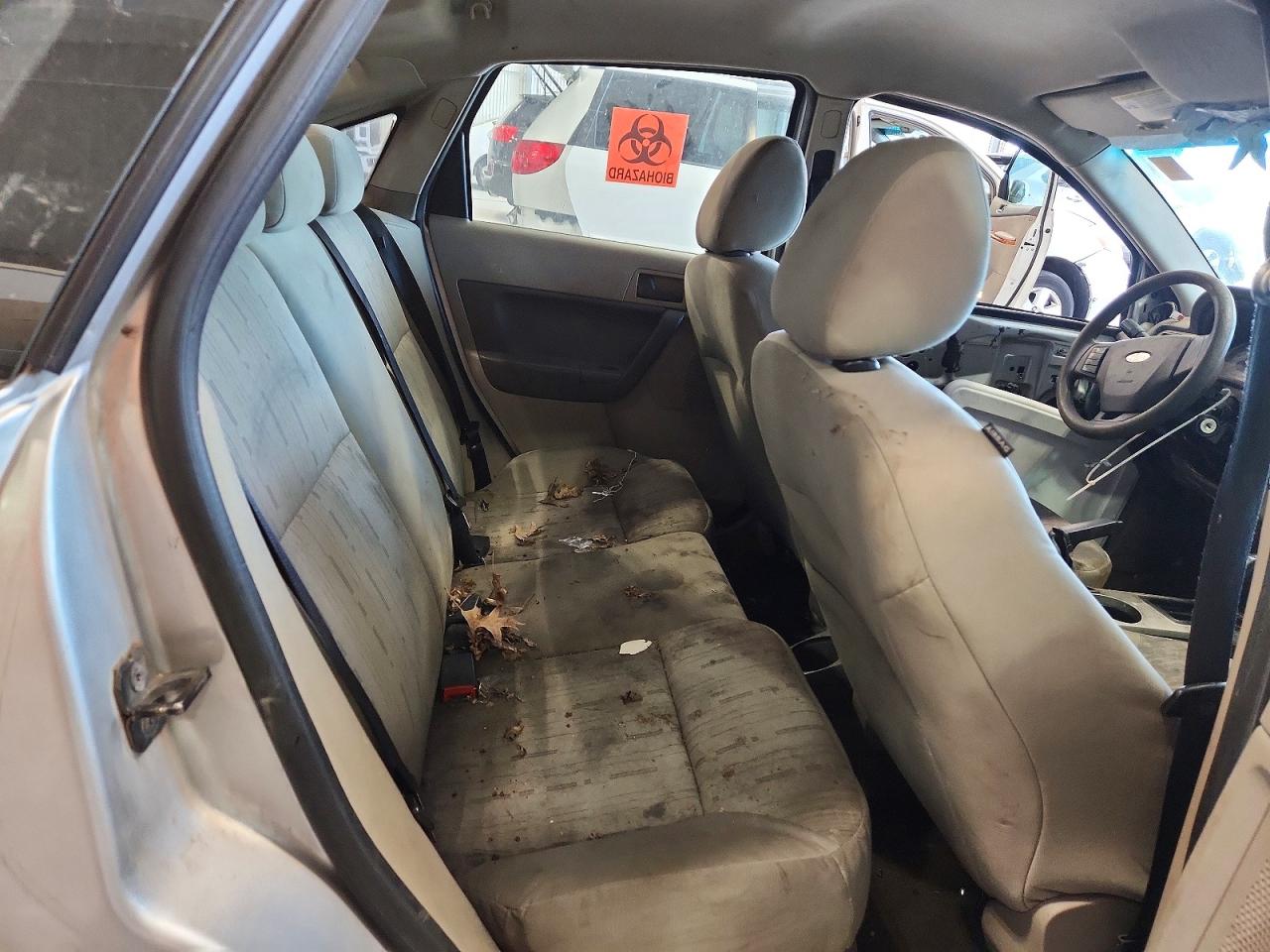 2010 FORD FOCUS