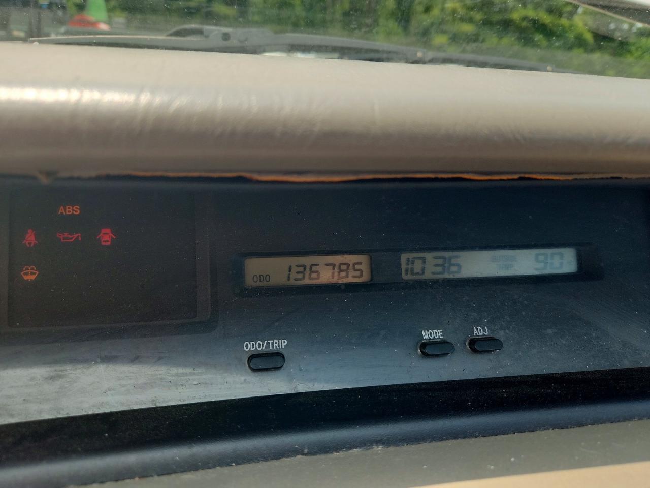 2003 TOYOTA AVALON