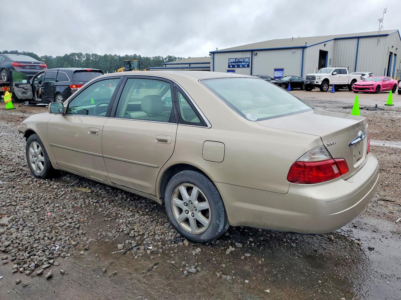 2003 TOYOTA AVALON