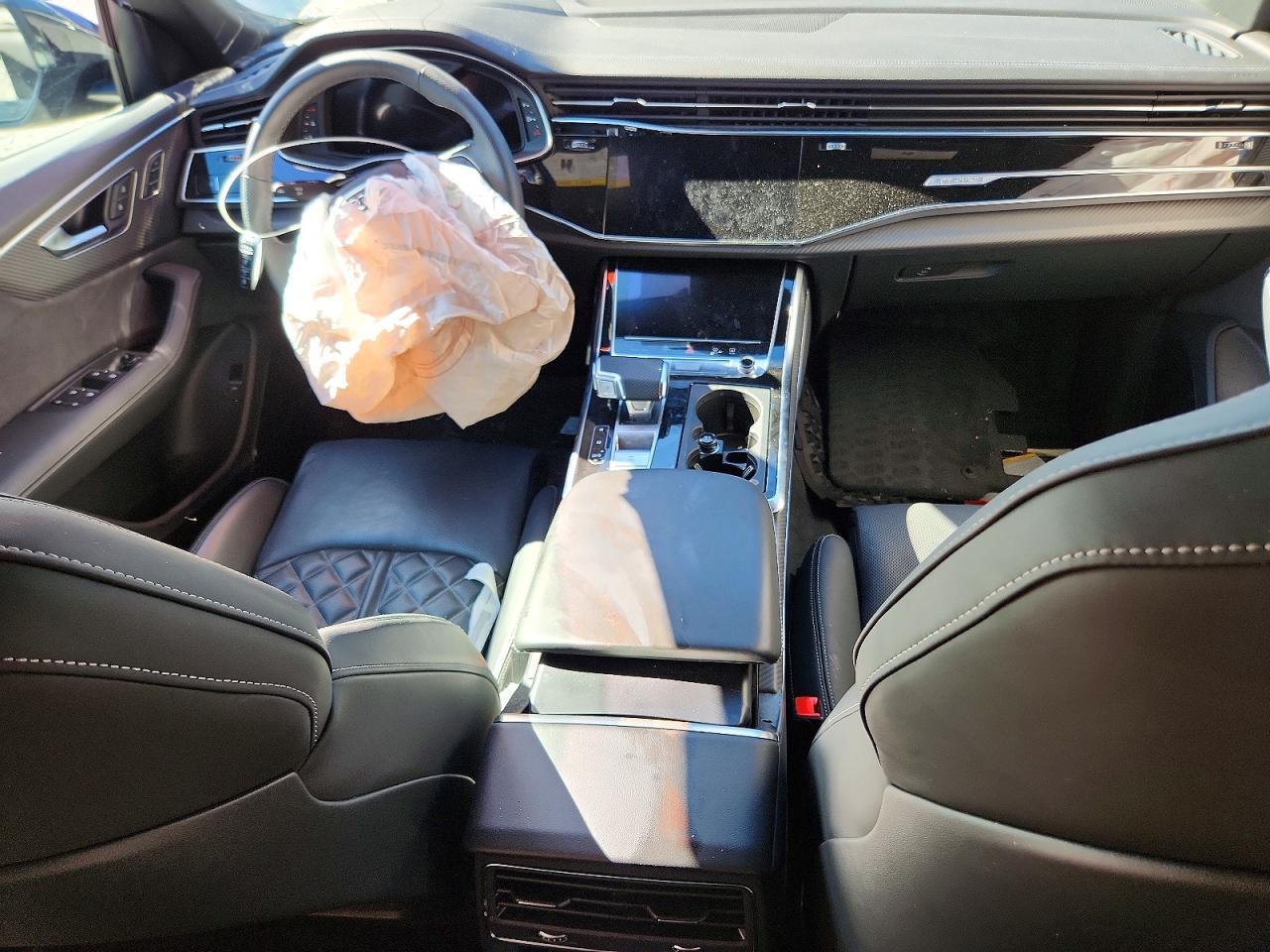2024 AUDI SQ8