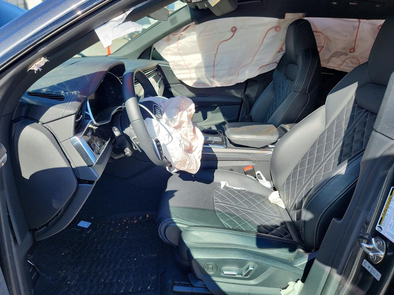 2024 AUDI SQ8