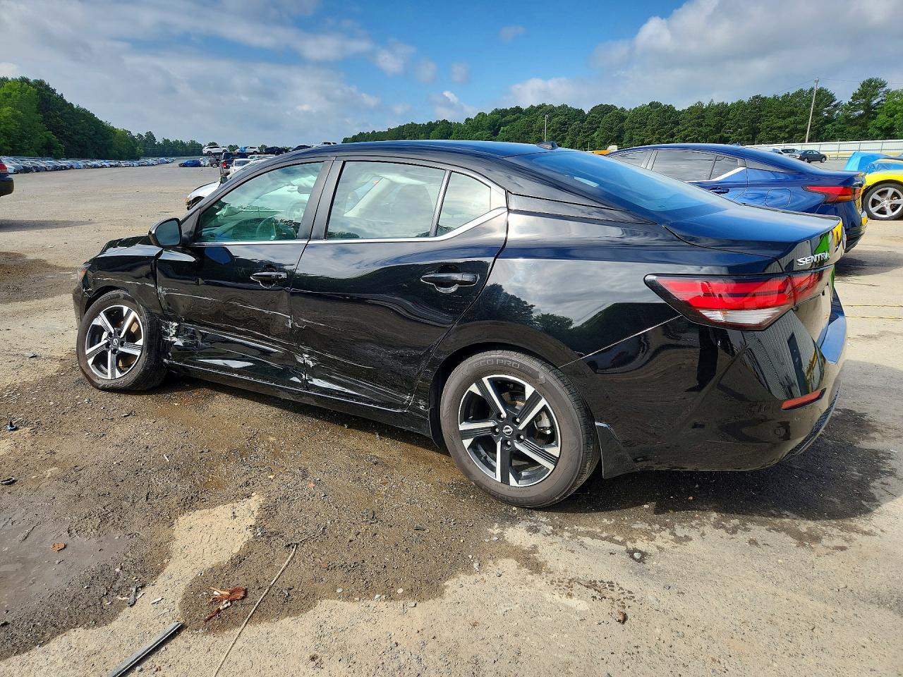 2024 NISSAN SENTRA