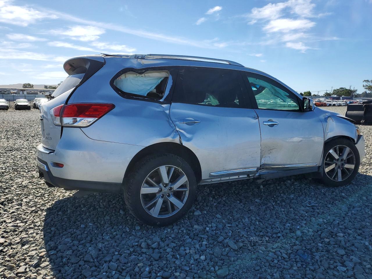 2013 NISSAN PATHFINDER