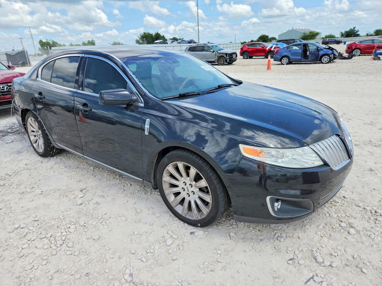 2010 LINCOLN MKS