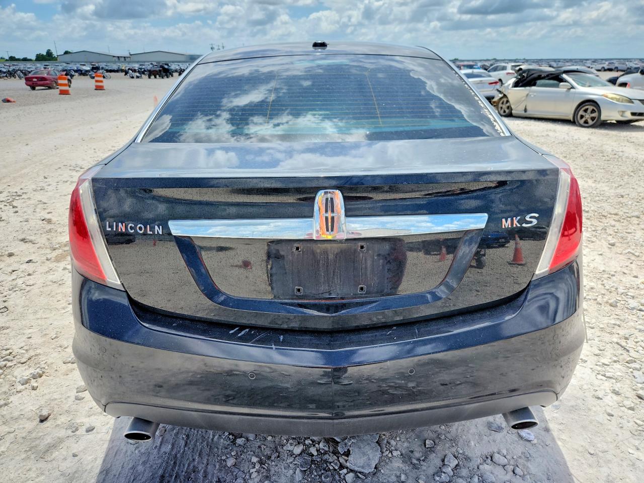 2010 LINCOLN MKS