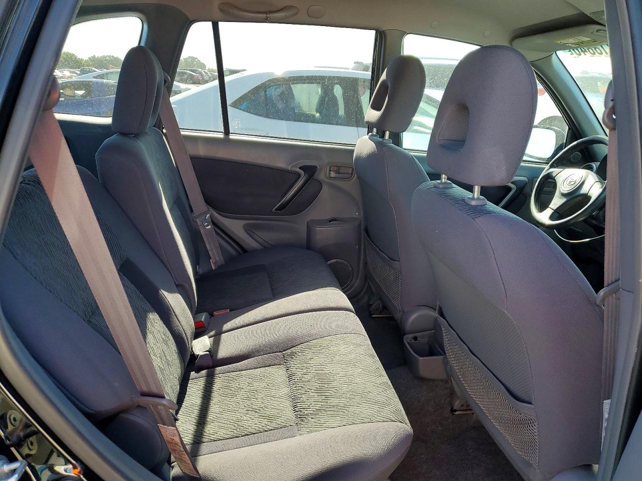 2002 TOYOTA RAV4