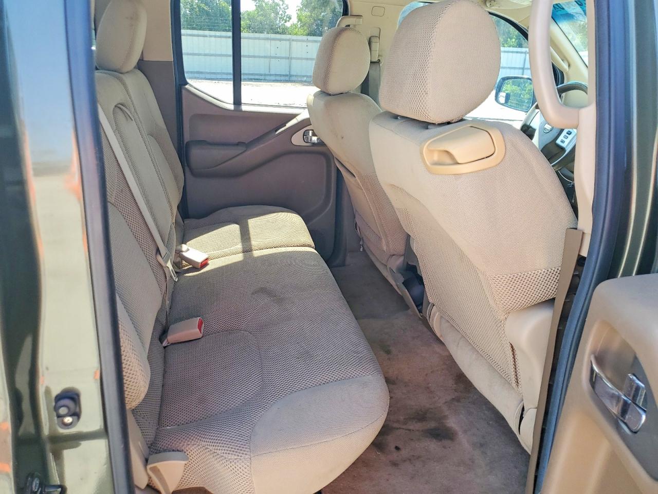 2005 NISSAN FRONTIER