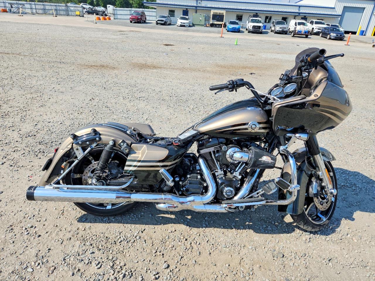 2013 HARLEY-DAVIDSON FLSE