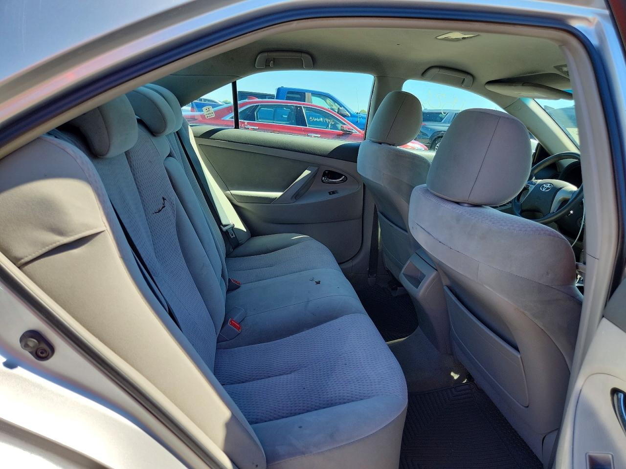 2011 TOYOTA CAMRY