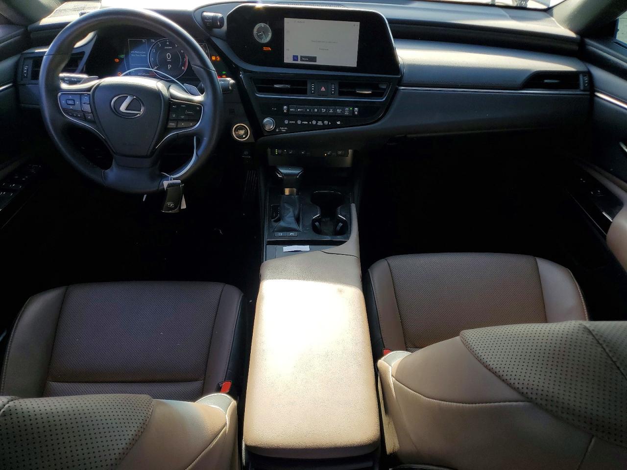 2023 LEXUS ES300