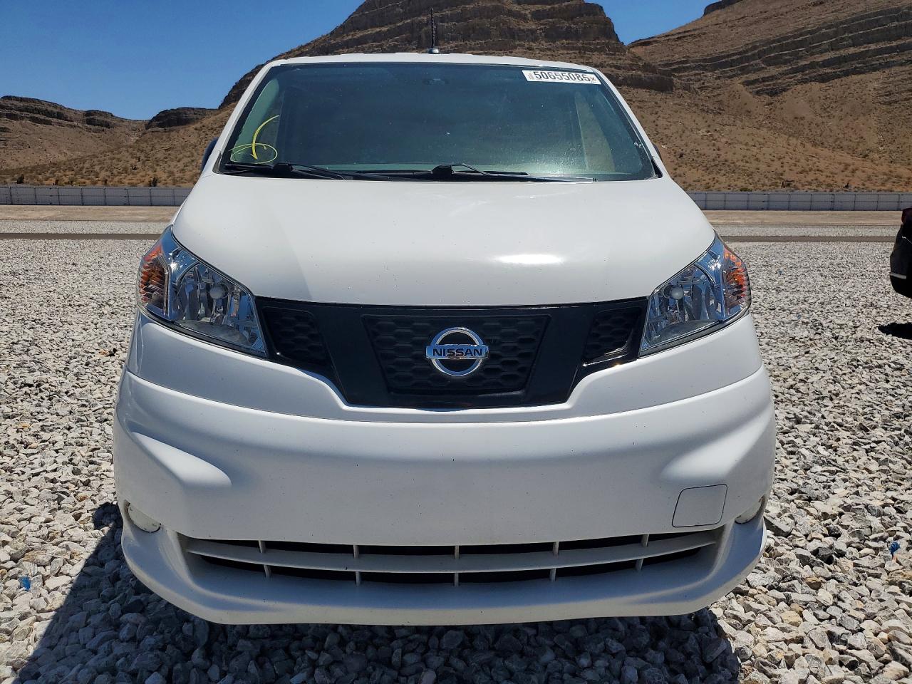 2021 NISSAN NV