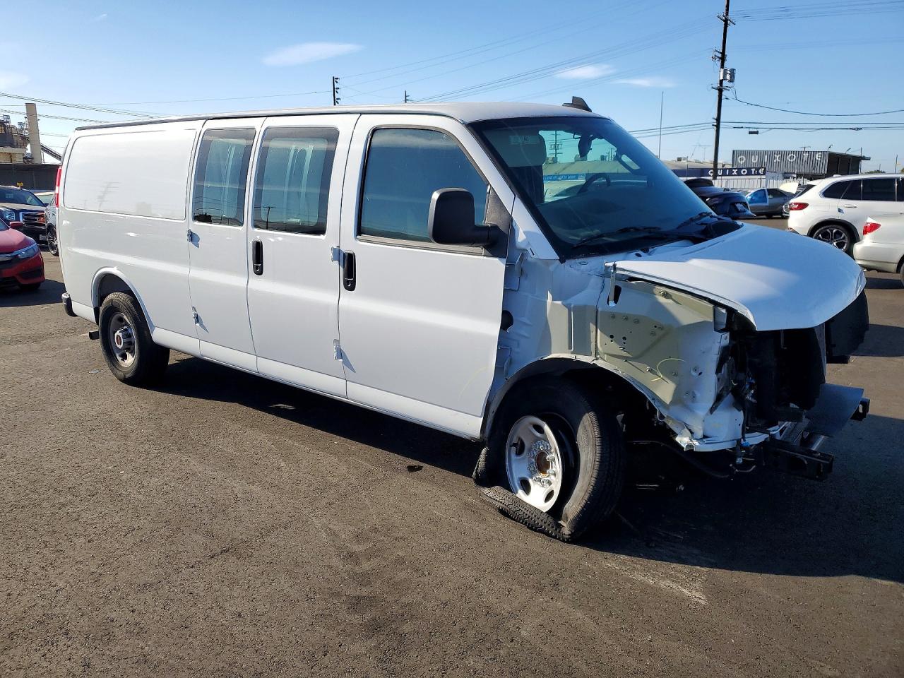 2025 GMC SAVANA