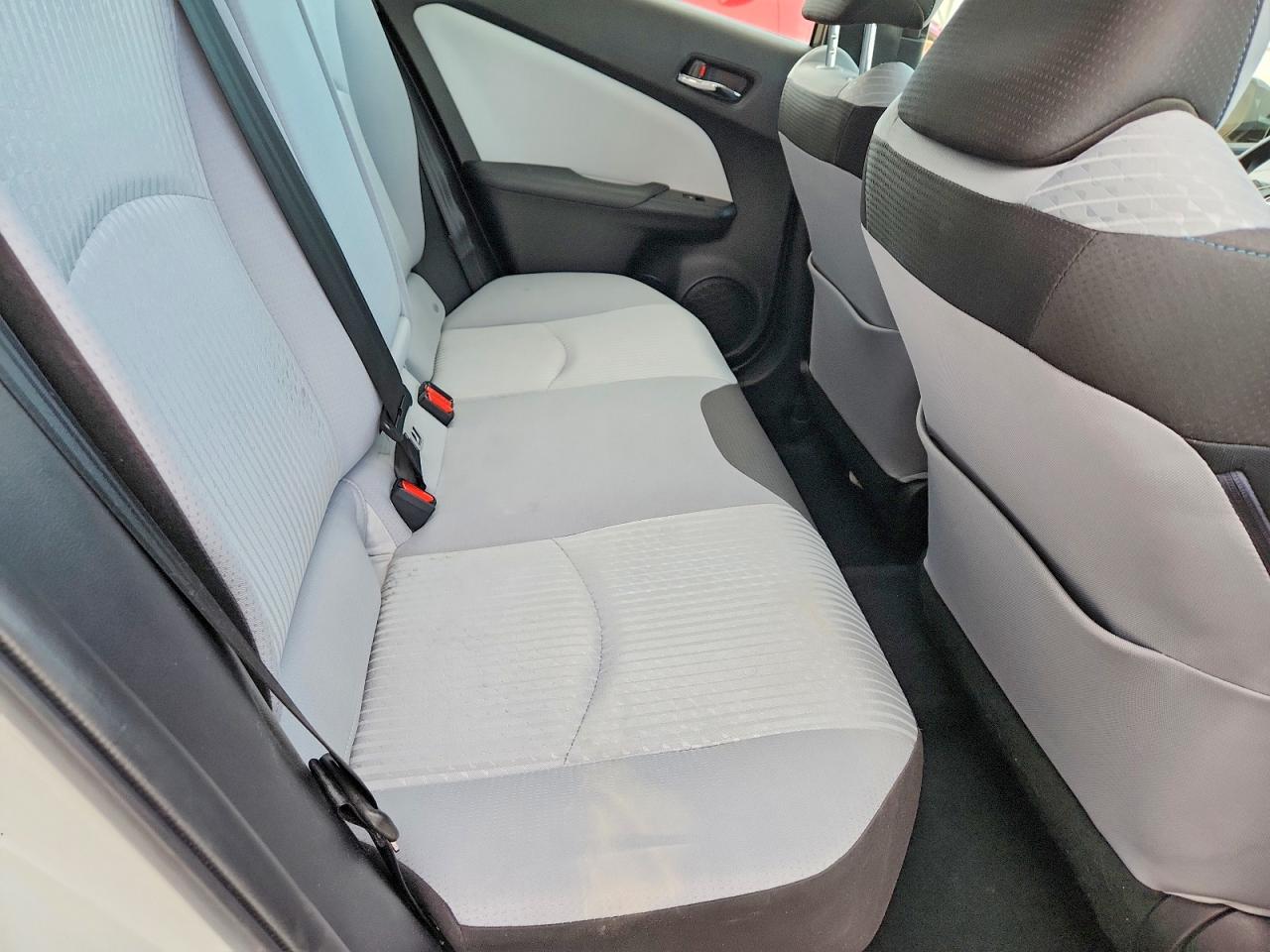 2018 TOYOTA PRIUS