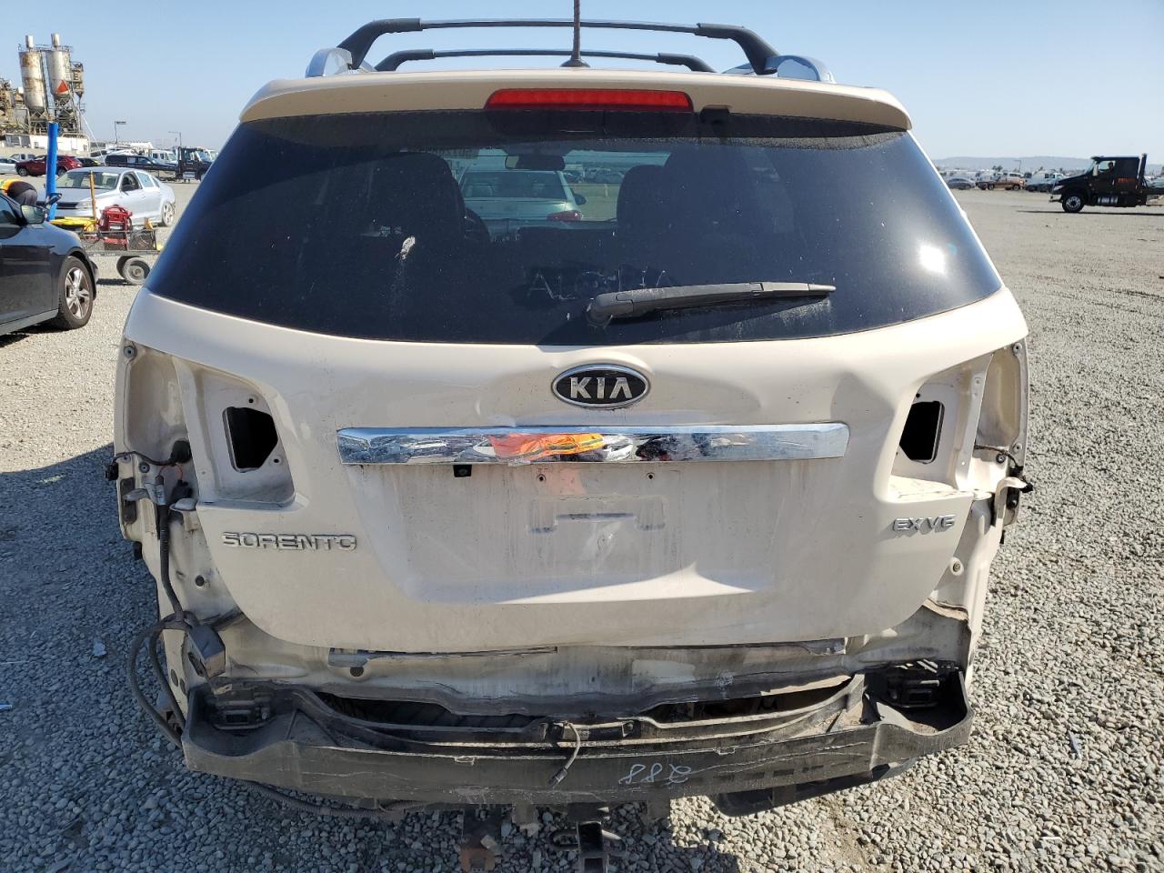 2011 KIA SORENTO