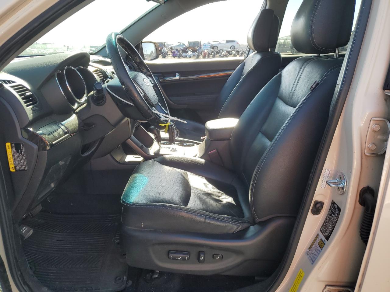 2011 KIA SORENTO