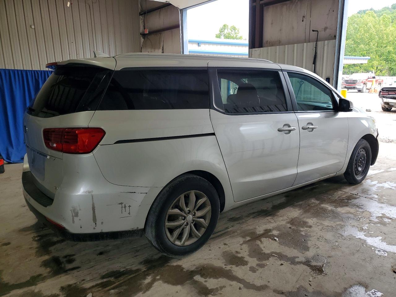 2021 KIA SEDONA
