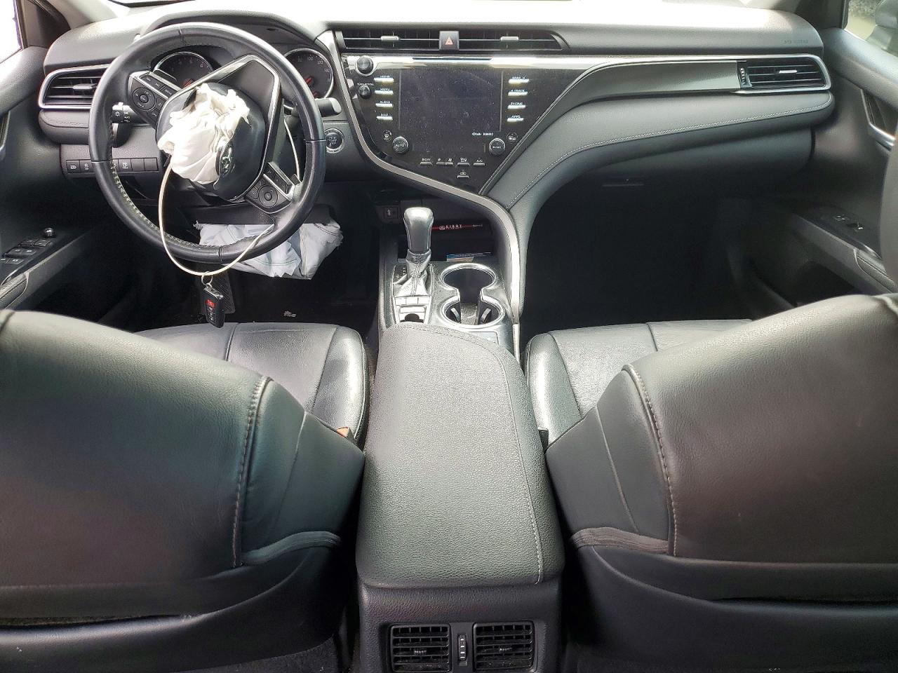 2019 TOYOTA CAMRY