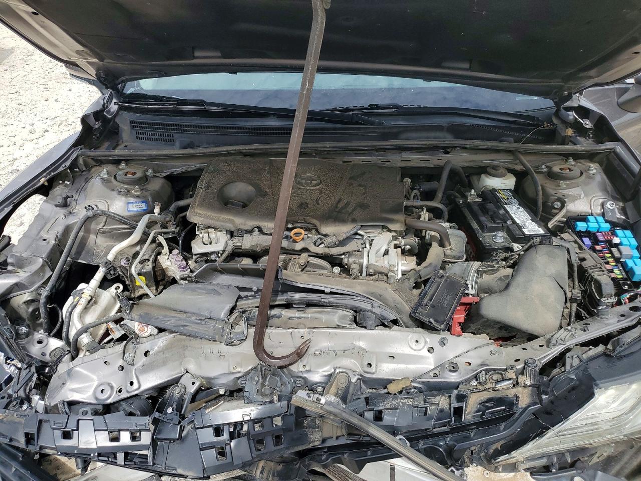 2019 TOYOTA CAMRY